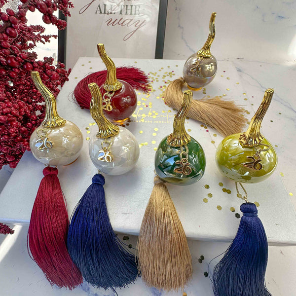 Γούρι 2026 Κεραμικό mini Κολοκύθα με Φούντα