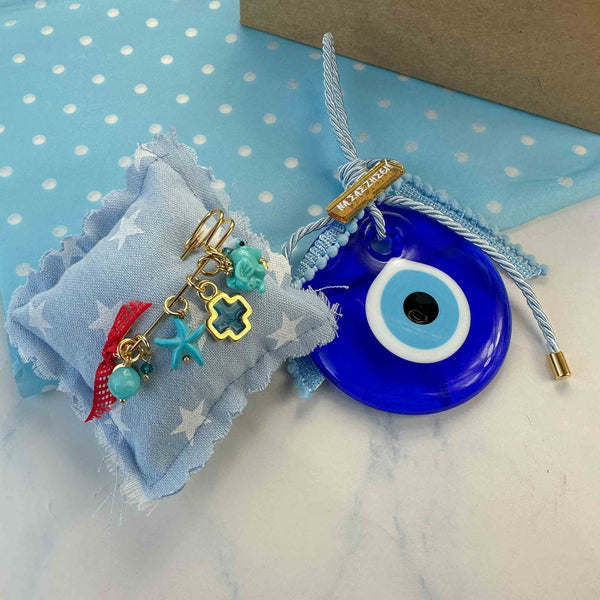 Σετ δώρου για νεογέννητο αγόρι με γυάλινο μάτι και παραμάνα με φυλαχτά