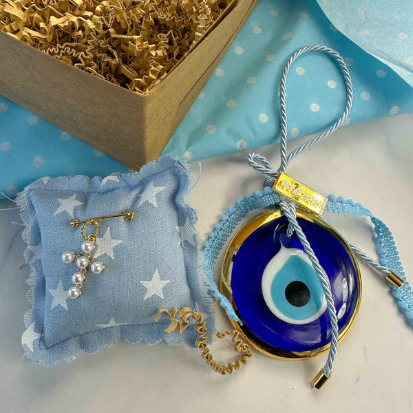 Σετ δώρου για νεογέννητο αγόρι με γούρι ματάκι και σταυρουδάκι