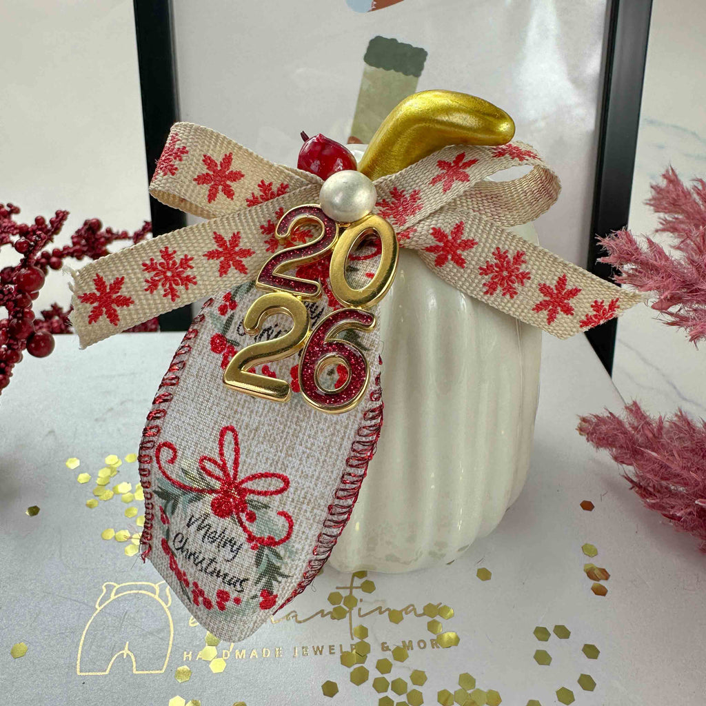 Γούρι 2026 Κεραμική Κολοκύθα με Φιόγκο & Διακόσμηση