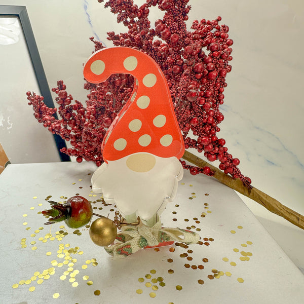 Γούρι 2026 Ξωτικό Χριστουγεννιάτικο Διακοσμητικό με Ρόδι & Φιόγκο