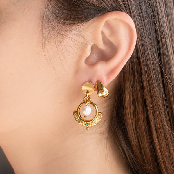 Σκουλαρίκια έθνικ με σμάλτο και μαργαριτάρι