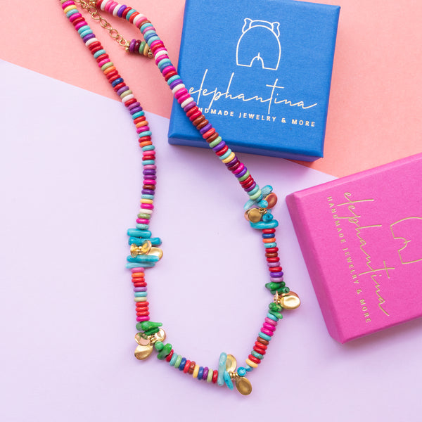 Κολιέ με πολύχρωμες ημιπολύτιμες πέτρες ροδέλες και επίχρυσα στοιχεία