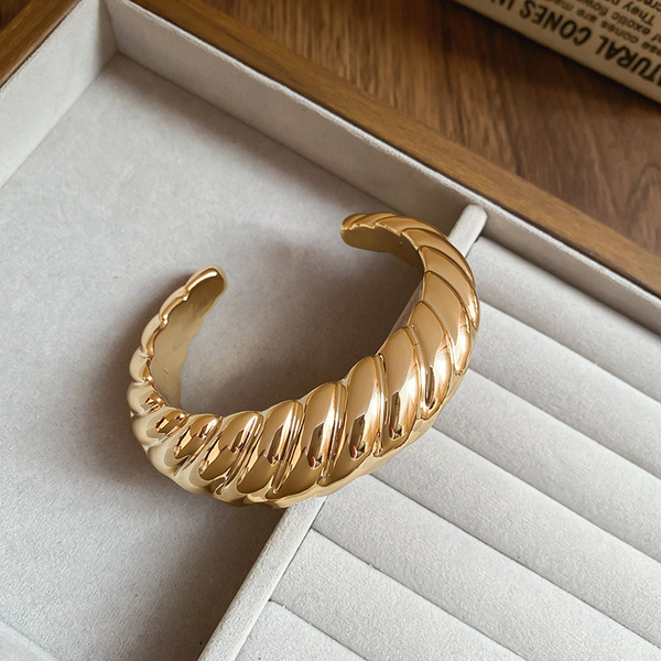 Βραχιόλι από Ρητίνη - Χρυσό Σπειροειδής Σχεδιασμός