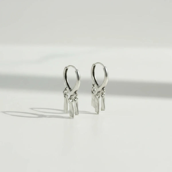 elephantina.gr silver hoop earrings with geometric charms and dangling spikes, 3cm length