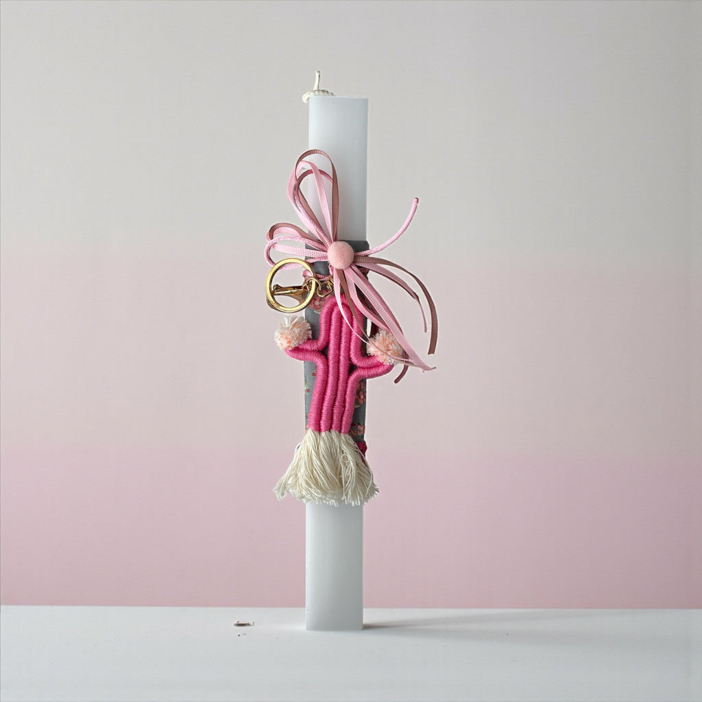 Πασχαλινή Λαμπάδα με Ροζ Υφασμάτινο Κάκτο Μπρελόκ