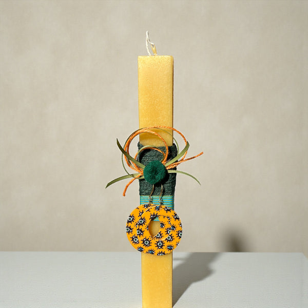 Πασχαλινή Λαμπάδα με Κρεμαστά Σκουλαρίκια & Διακόσμηση Σε Πράσινες Αποχρώσεις