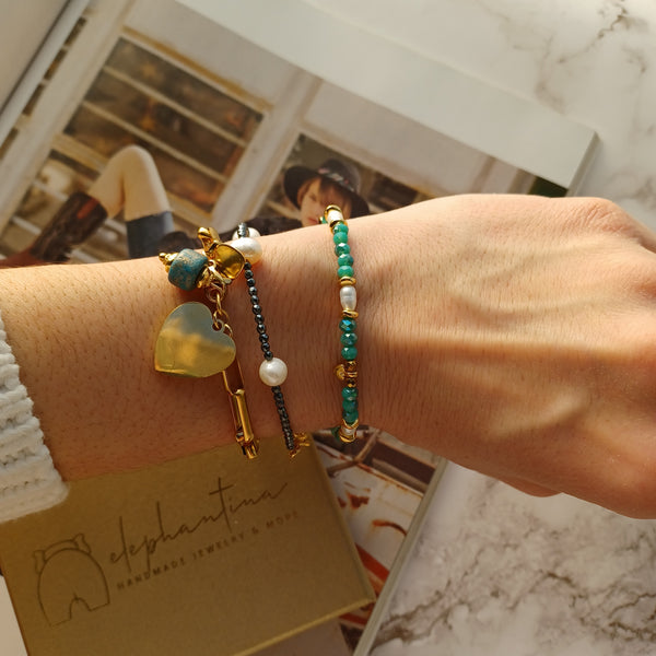 Βραχιόλι με κρυσταλλάκια και επίχρυσες λεπτομέρειες