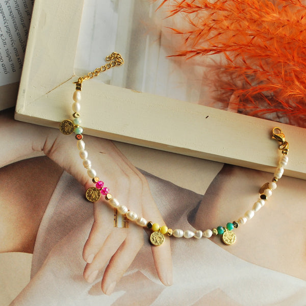 Βραχιόλι με φλουράκια, μαργαριταράκια και κρυσταλλάκια