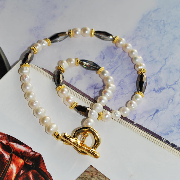 Κολιέ με μαργαριτάρια και κρύσταλλα