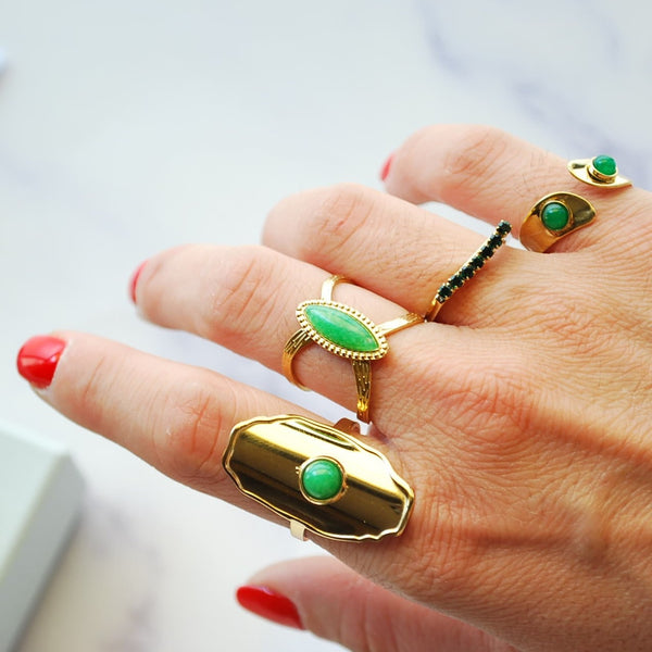 Δαχτυλίδι από ατσάλι με πράσινο αχάτη σχέδιο οβαλ