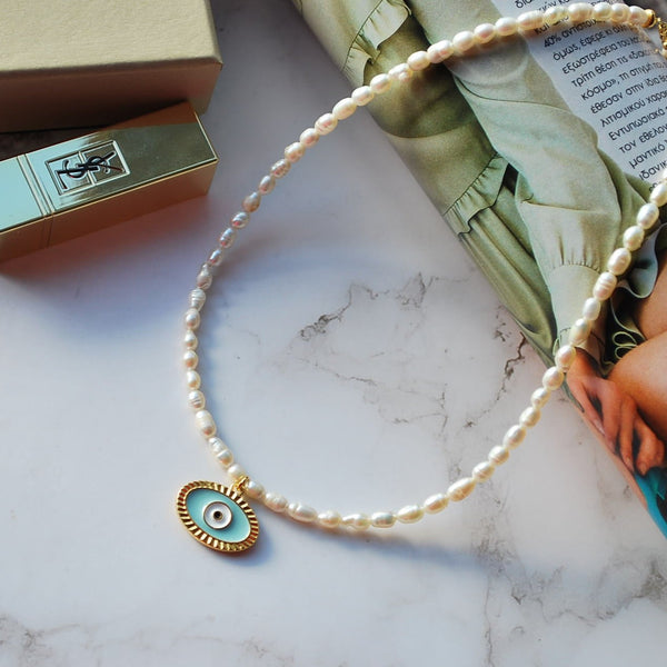 Κολιέ με μαργαριτάρια καλλιέργειας και στοιχείο ματάκι με σμάλτο 24Κ
