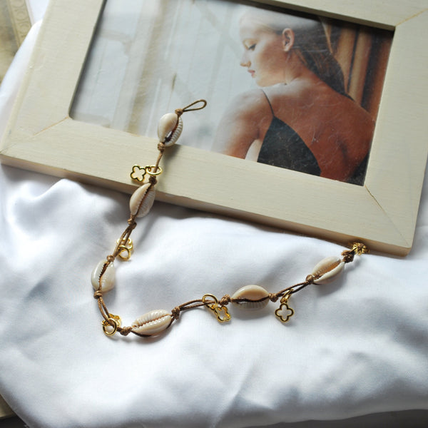 Βραχιόλι ποδιού με κοχύλια και στοιχεία 24Κ