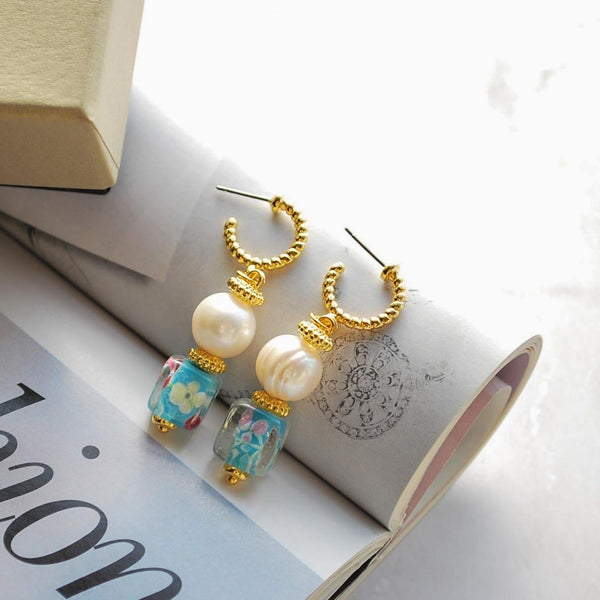 Σκουλαρίκια κρίκοι με μαργαριτάρια και γυάλινες τιρκουαζ πέτρες