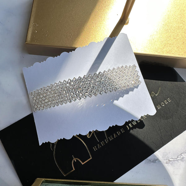 Τσιμπιδάκι Μπαρέτα μαλλιών με σχέδιο ''classic'' με διακόσμηση από στρας