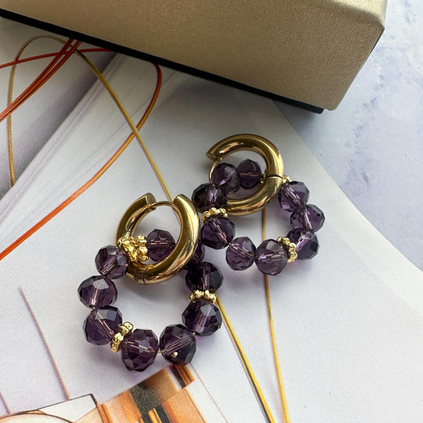 Κρίκοι με μωβ κρύσταλλα και επίχρυσα στοιχεία